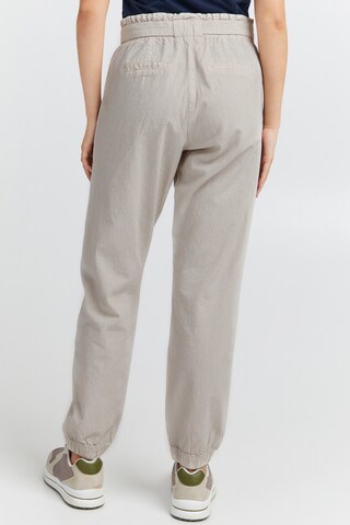 Tapered Pantaloni di Oxmo in grigio