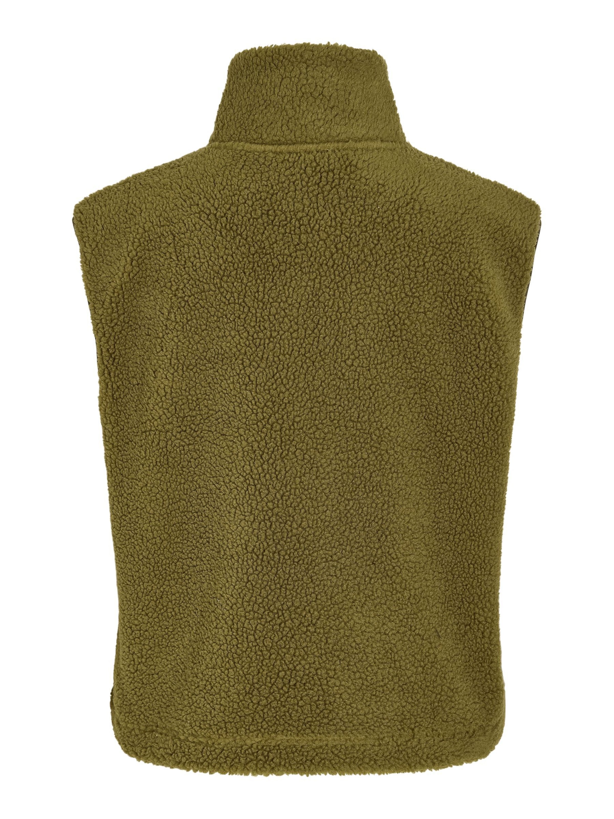 Noisy may Vest 'NMMasey' in Green