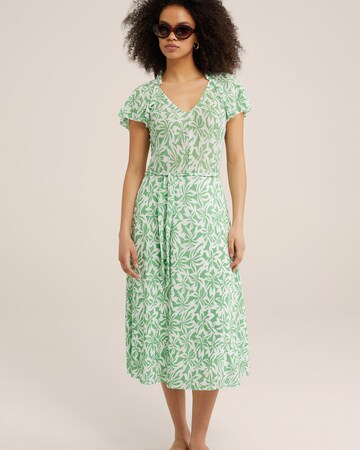 WE Fashion Dress in Green