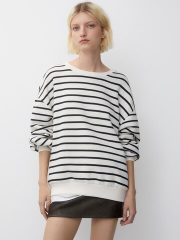 Pull&Bear Sweatshirt in Weiß: predná strana