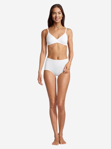Nina von C. Panty 'Basic' in White