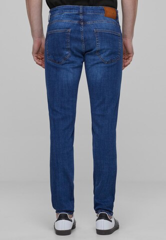 2Y Premium Tapered Jeans in Blau