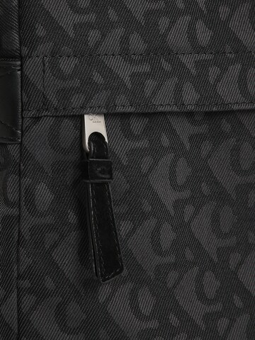 Calvin Klein Jeans Crossbody bag 'FLIGHT' in Black
