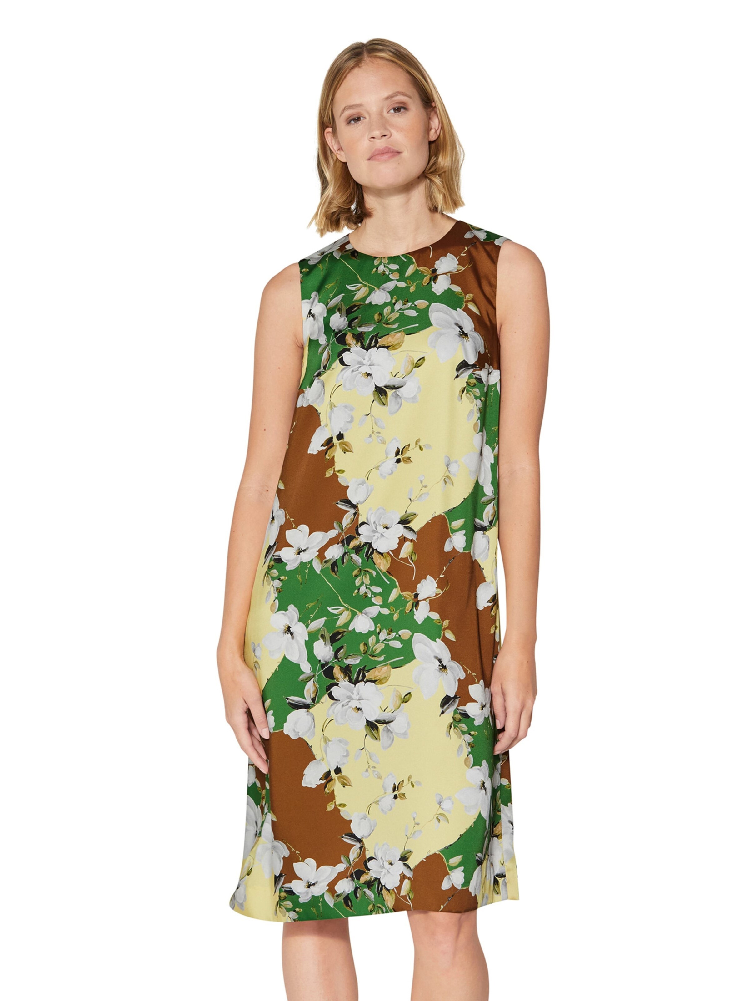 MADELEINE Dress in Green: front