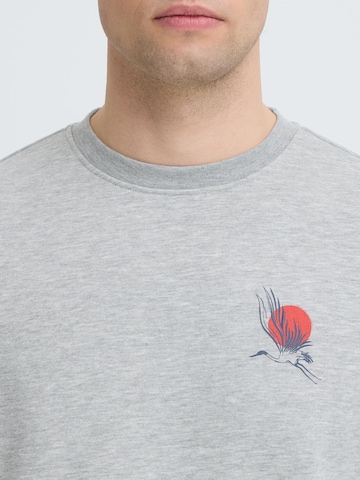 BLEND Sweater ' BHJapa Backprint ' in Grau