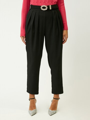 Effilé Pantalon à pince Influencer en noir : devant