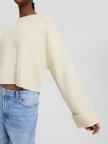 Bershka Pullover in Beige