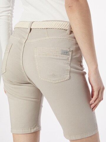 Stitch and Soul - Slimfit Pantalón en beige