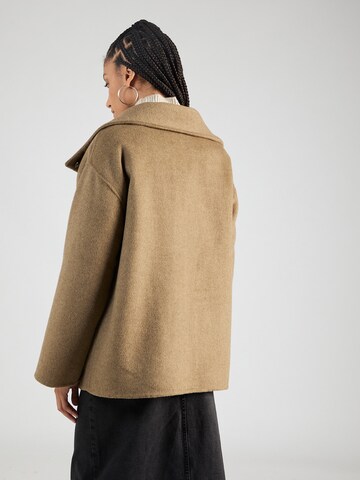 Twist & Tango Between-Seasons Coat 'Edna' in Brown