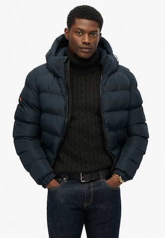 Veste d’hiver Superdry en bleu : devant