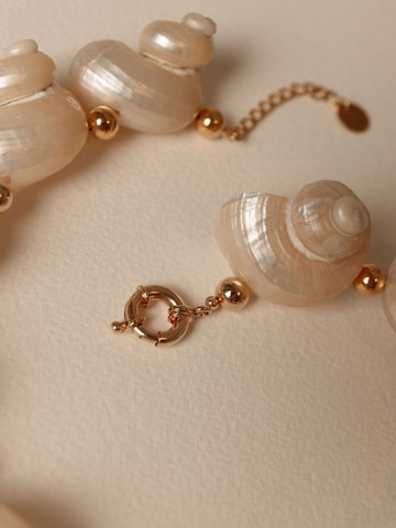 Collana 'Monik' di LA MAISON GISEL B. in bianco