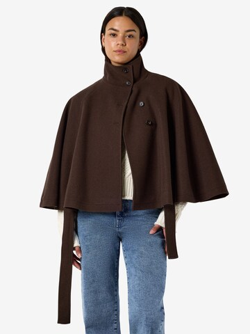 Noisy may Cape 'NMLucy' in Brown: front