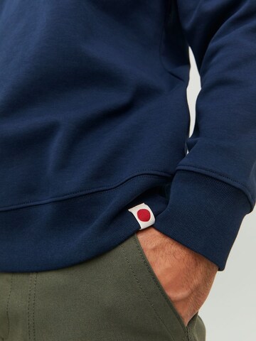 R.D.D. ROYAL DENIM DIVISION Sweatshirt in Blau