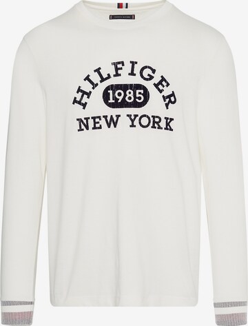 T-Shirt TOMMY HILFIGER en blanc : devant