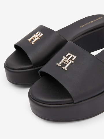 TOMMY HILFIGER Mules in Black