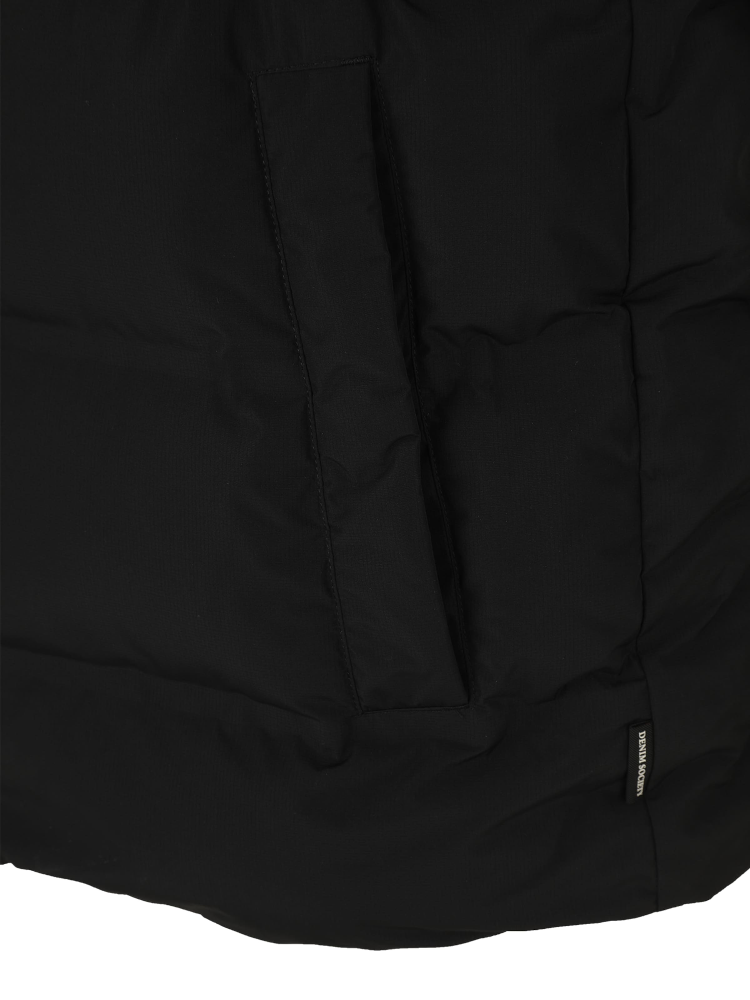 Gilet 'JJESOHO' Jack & Jones Plus en noir