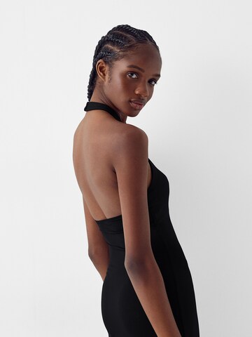 Rochie de la Bershka pe negru