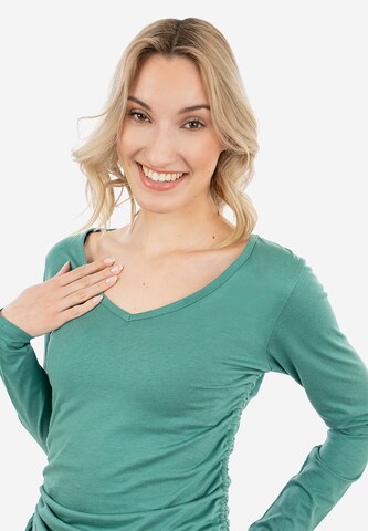 Suri Frey Shirt ' SFY Freyday ' in Green