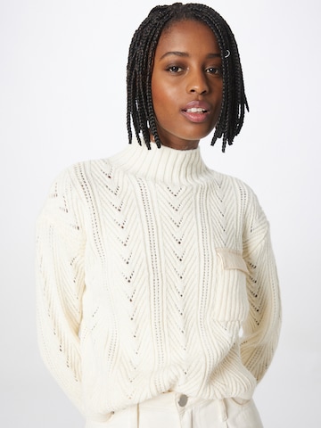 River Island Sweater in Beige: front