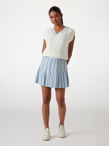 GUESS Rock in Blau