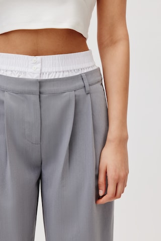 LeGer by Lena Gercke Loose fit Pleat-Front Pants 'Dilane Tall' in Grey