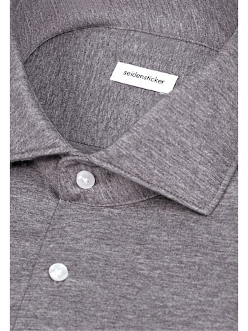 Coupe regular Chemise business SEIDENSTICKER en gris