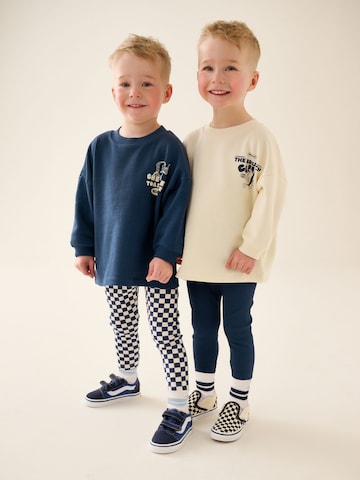 Set Next en bleu