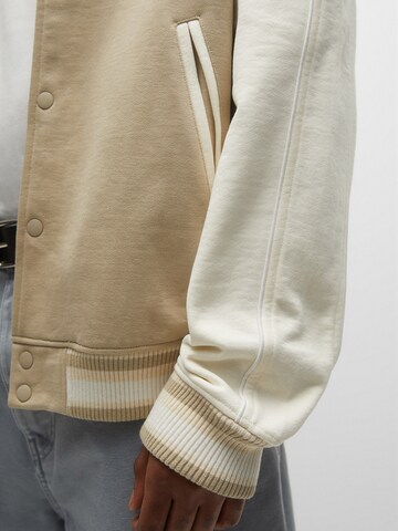 Pull&Bear Tussenjas in Beige