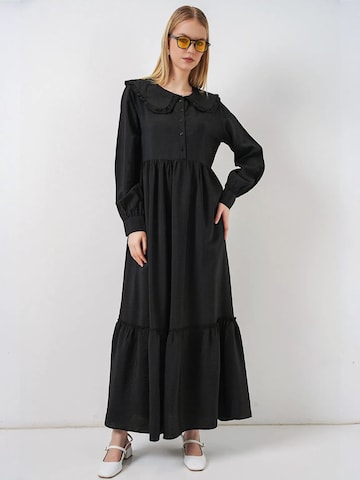 Bigdart Midi Kleid in Schwarz: Vorderseite
