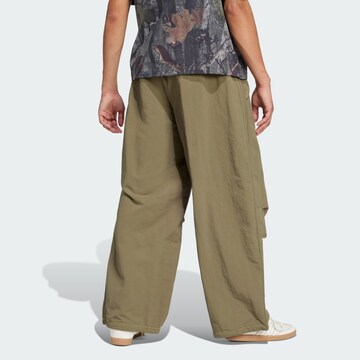 Baggy Pantaloni di ADIDAS ORIGINALS in verde