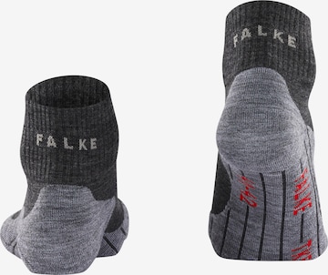 FALKE Спортни чорапи в сиво