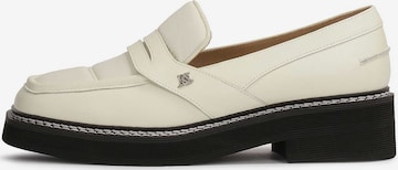 Kazar Studio Slip-ons in White: front