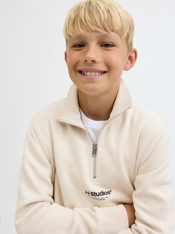 Jack & Jones Junior - Sudadera 'JJESOHO' en beige