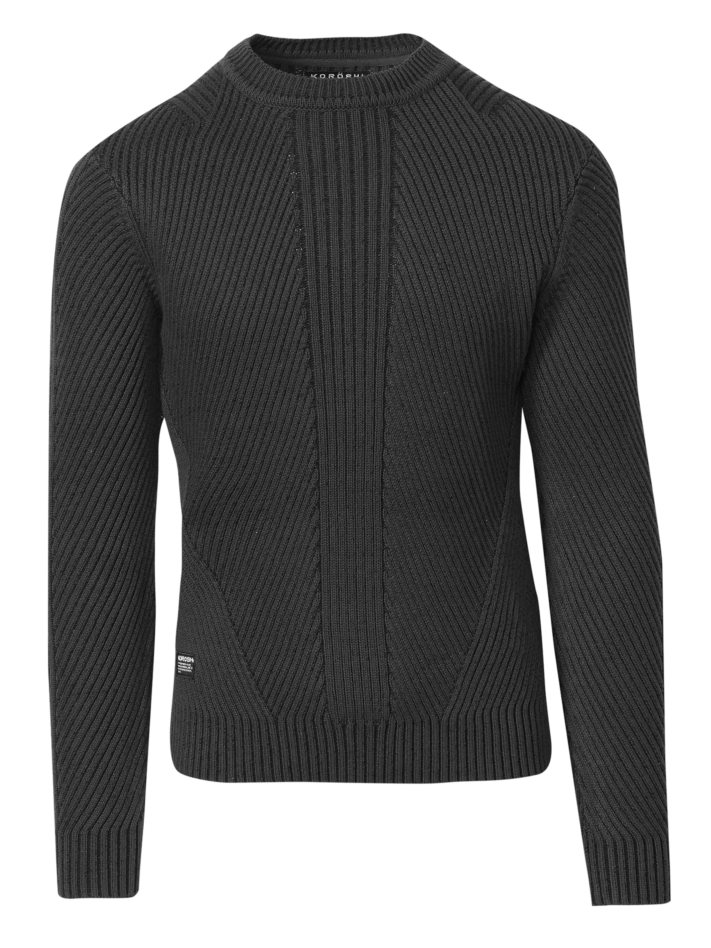 KOROSHI Trui in Zwart: voorkant