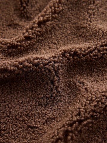 Next Vest in Brown