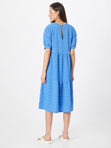 Monki Kleid in Blau