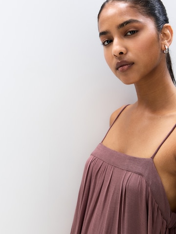 Pull&Bear Letnia sukienka w kolorze brązowy