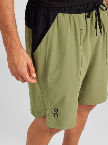 On Regular Workout Pants 'Focus' in Green