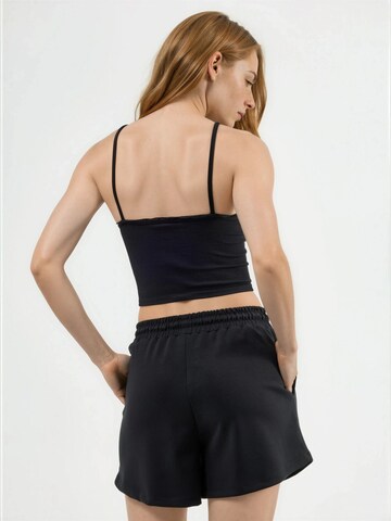 Loosefit Pantaloni di Busem in nero