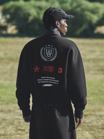 Sweat-shirt 'LETHER' Bershka en noir