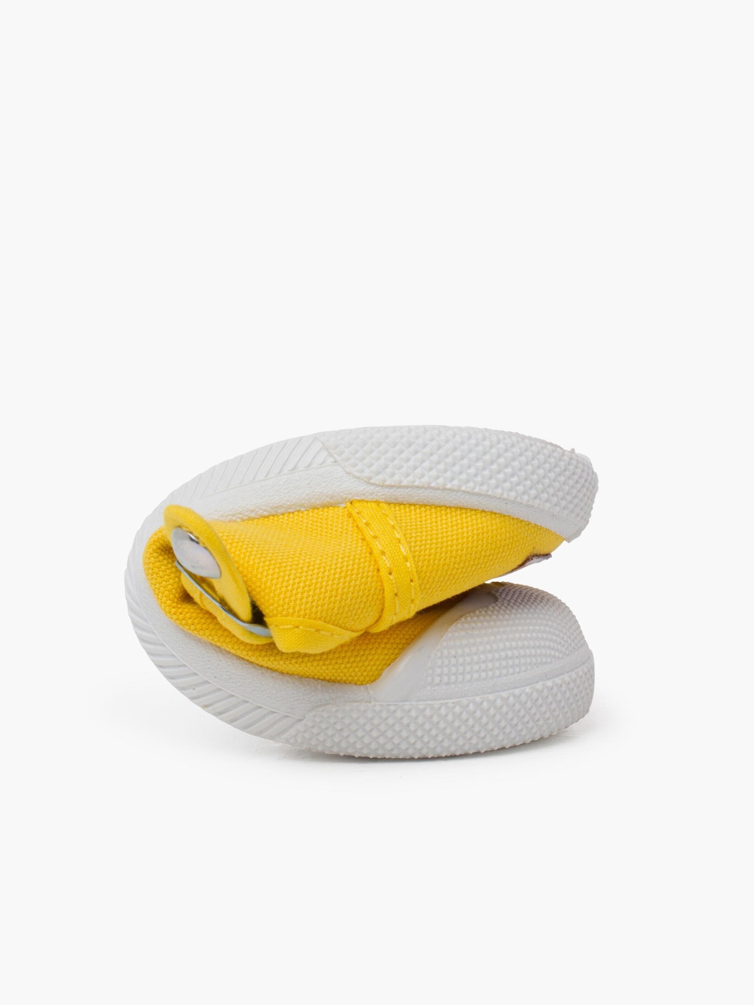 Pisamonas First-step shoe in Yellow