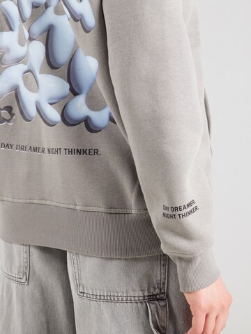 Sublevel Sweatshirt in Grijs