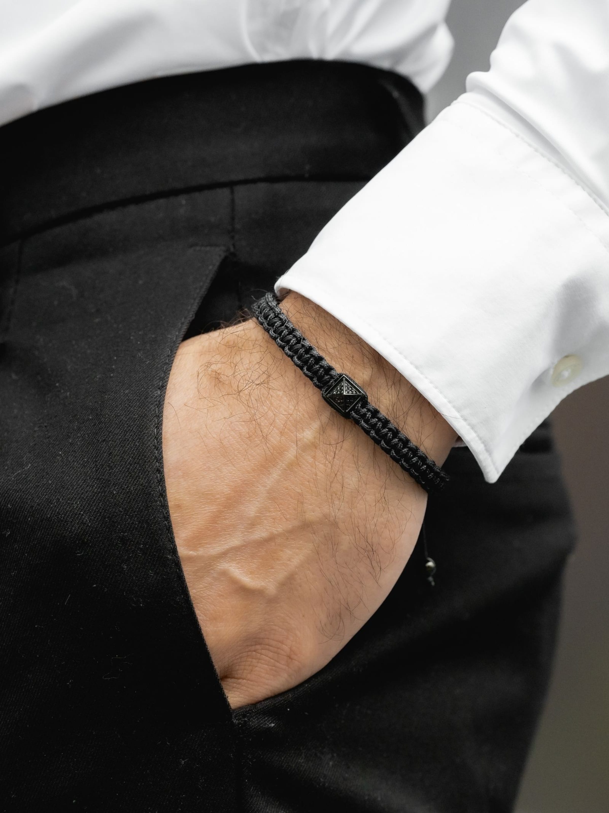 Bracelet 'Pyramid-Bracelet' GT Collection en noir