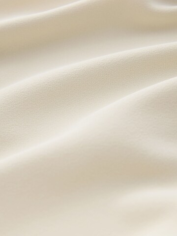 Next Avondjurk in Wit