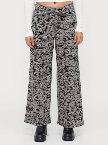 Only Petite Zvonové kalhoty Džíny 'ONLMADISON' – černá: přední strana