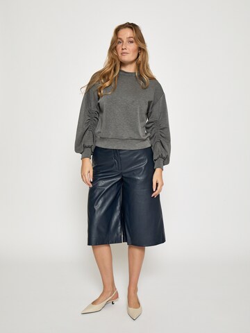 Sweat-shirt 'Sabi' minus en gris