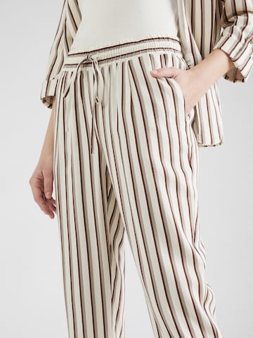 regular Pantaloni 'Jesmilo' di VERO MODA in beige