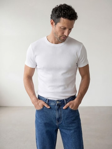 T-Shirt 'The Peter' ARMIE en blanc