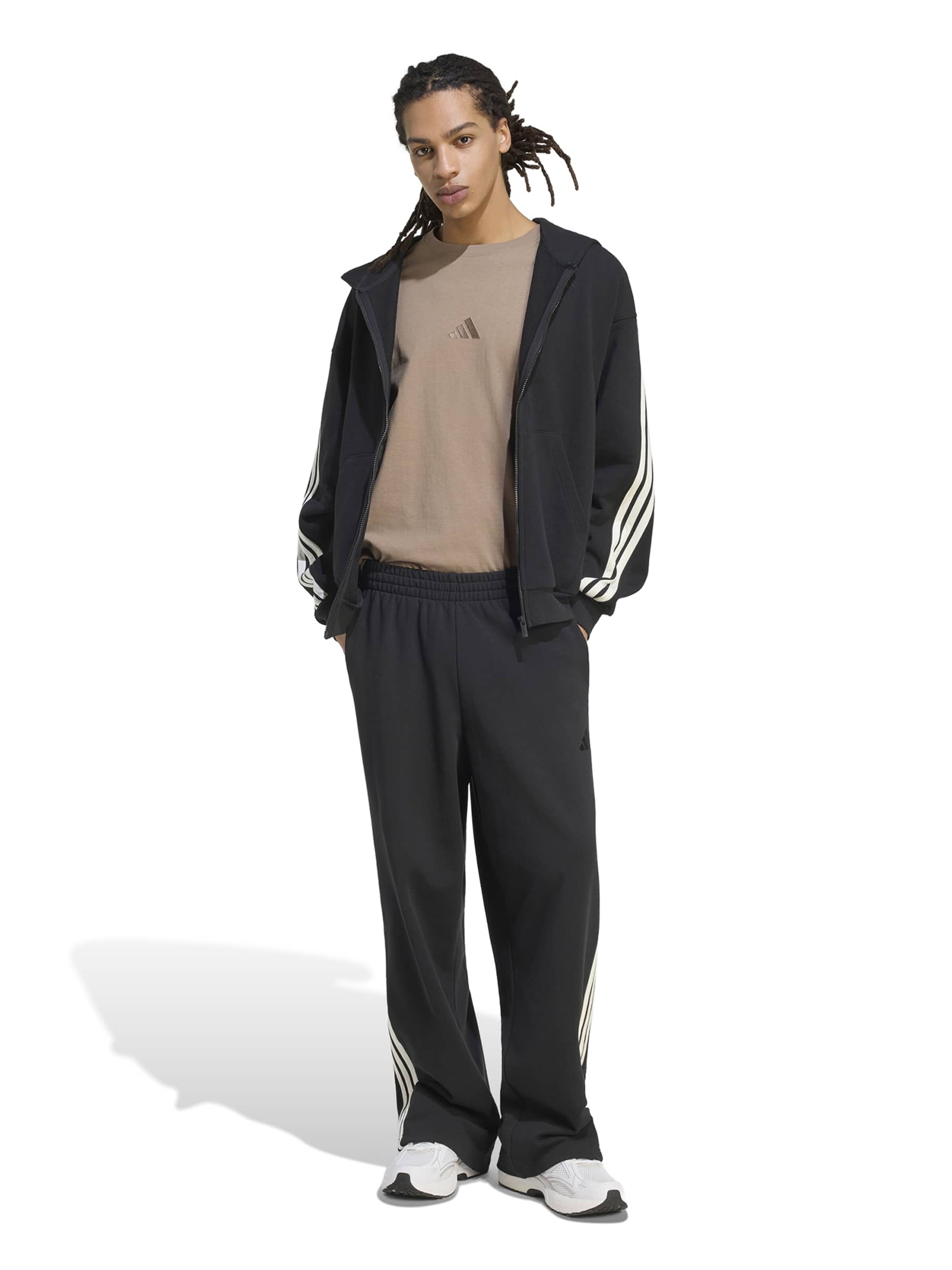 Bluză cu fermoar sport de la ADIDAS SPORTSWEAR pe negru