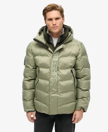 Veste d’hiver Superdry en vert : devant